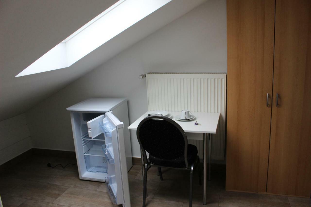 Zv-Scholtz Gaestehaus Neuoetting Simbacher Strasse 7 Ngoại thất bức ảnh